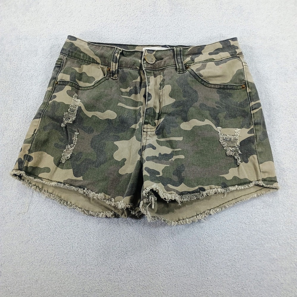 Ashley Mason Womens Shorts Camo Green Size 3 Distressed‎ Raw Hem